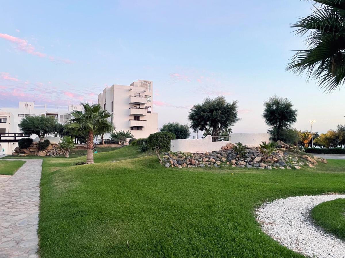 Primera Linea De Playa De Martina Almerimar Bagian luar foto