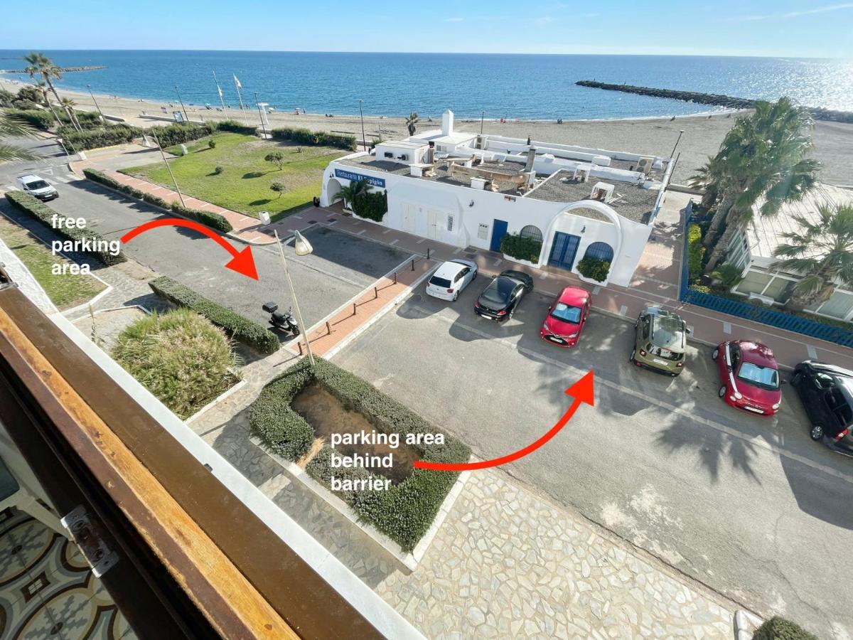 Primera Linea De Playa De Martina Almerimar Bagian luar foto